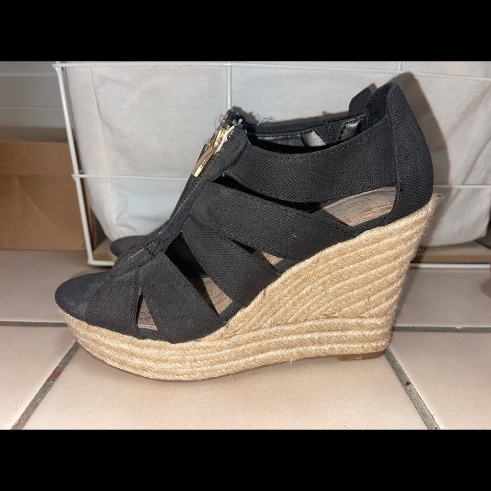Black heels